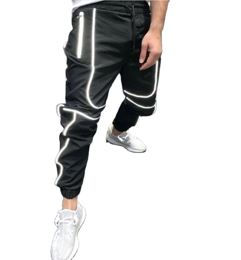 2020 Elastic Waist Reflective Stripped Patchwork Loose Cargo Pants Autumn Men Streetwear Club Trousers
2020 Elastic Waist Reflective Stripped Patchwork Loose Cargo Pants Autumn Men Streetwear Club Trousers