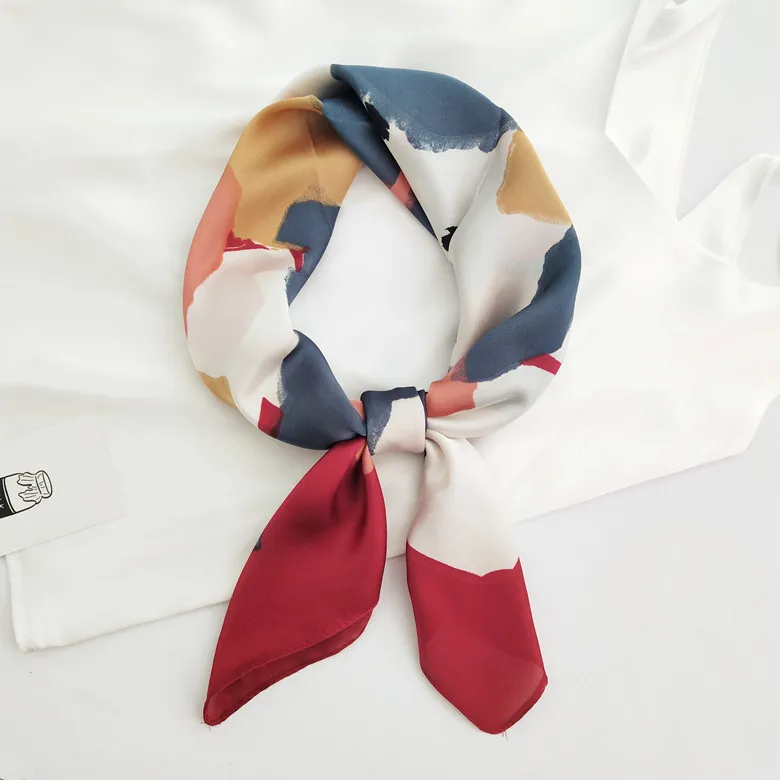 Ins Style Retro Classic Lattice Wild Professional Small Square Scarf Female Decorative Scarf
Ins Style Retro Classic Lattice Wild Professional Small Square Scarf Female Decorative Scarf