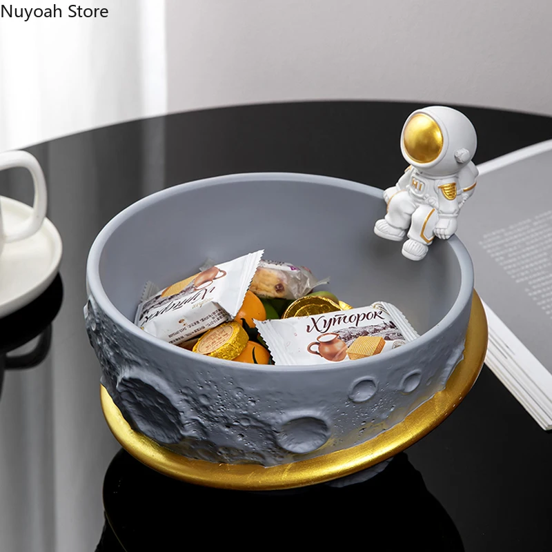 Light Luxury Astronaut Light Luxury Astronaut Tray Creative Entrance Astronaut Decoration Home Living Room TV Cabinet Decoration
Light Luxury Astronaut Light Luxury Astronaut Tray Creative Entrance Astronaut Decoration Home Living Room TV Cabinet Decoration