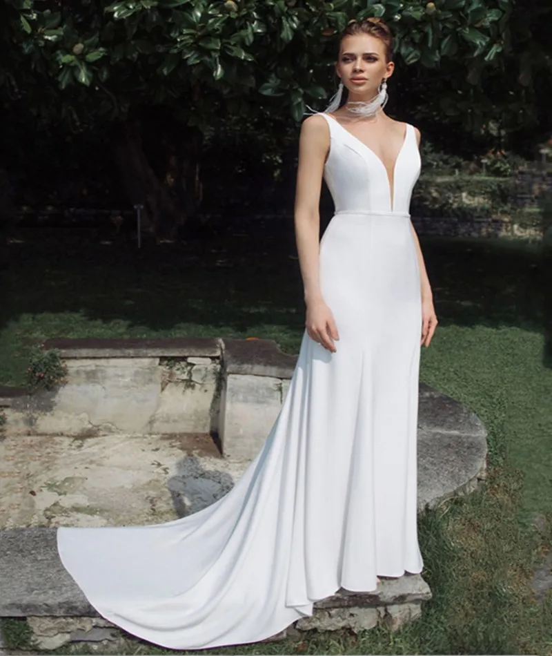 Modern V-Neck Mermaid Wedding Dresses Summer Backless Satin Bride Gown Long Sweep Train Vestidos De Noiva Mariage 2022
Modern V-Neck Mermaid Wedding Dresses Summer Backless Satin Bride Gown Long Sweep Train Vestidos De Noiva Mariage 2022