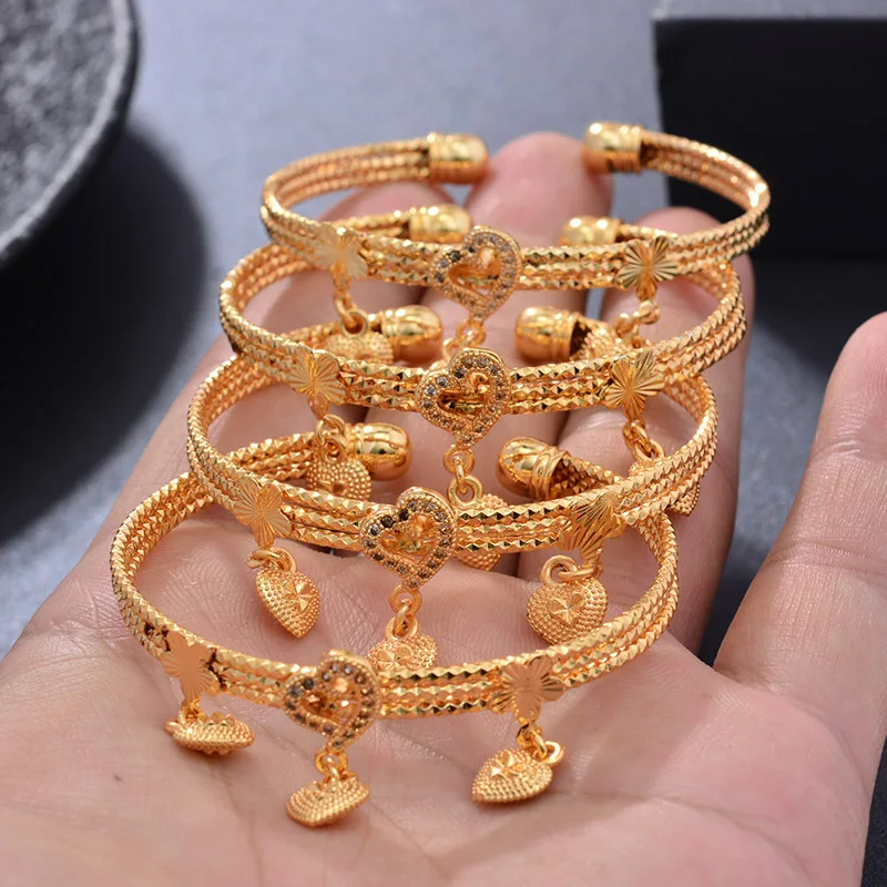 Baby Bangles 4pcs/lot Gold Color Bangles For Girls/Baby/Kids Heart Bracelet Bells Tassel Jewelry Child Christmas Birthday Gifts
Baby Bangles 4pcs/lot Gold Color Bangles For Girls/Baby/Kids Heart Bracelet Bells Tassel Jewelry Child Christmas Birthday Gifts
