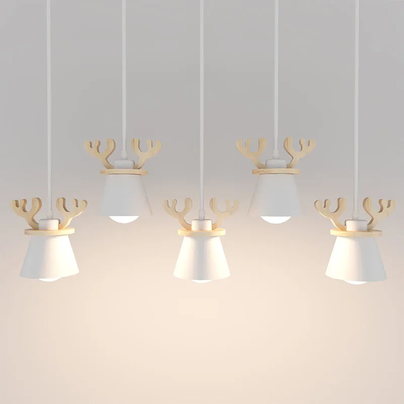 Nordic Pendant Lamp LED White Black Elk Antlers Wood Decoration Living Room Dining Table Interior Lighting Round Base Long Base
Nordic Pendant Lamp LED White Black Elk Antlers Wood Decoration Living Room Dining Table Interior Lighting Round Base Long Base