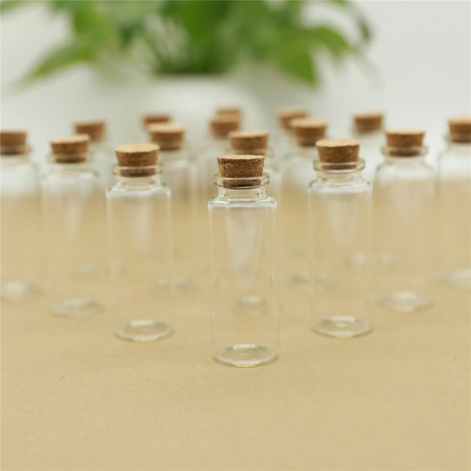 24 Pieces 30*80mm 40ml Glass Jars Cork Bottle Stopper storage Container Crafts Transparent Empty Test Tube Glass Vial Bottle
24 Pieces 30*80mm 40ml Glass Jars Cork Bottle Stopper storage Container Crafts Transparent Empty Test Tube Glass Vial Bottle
