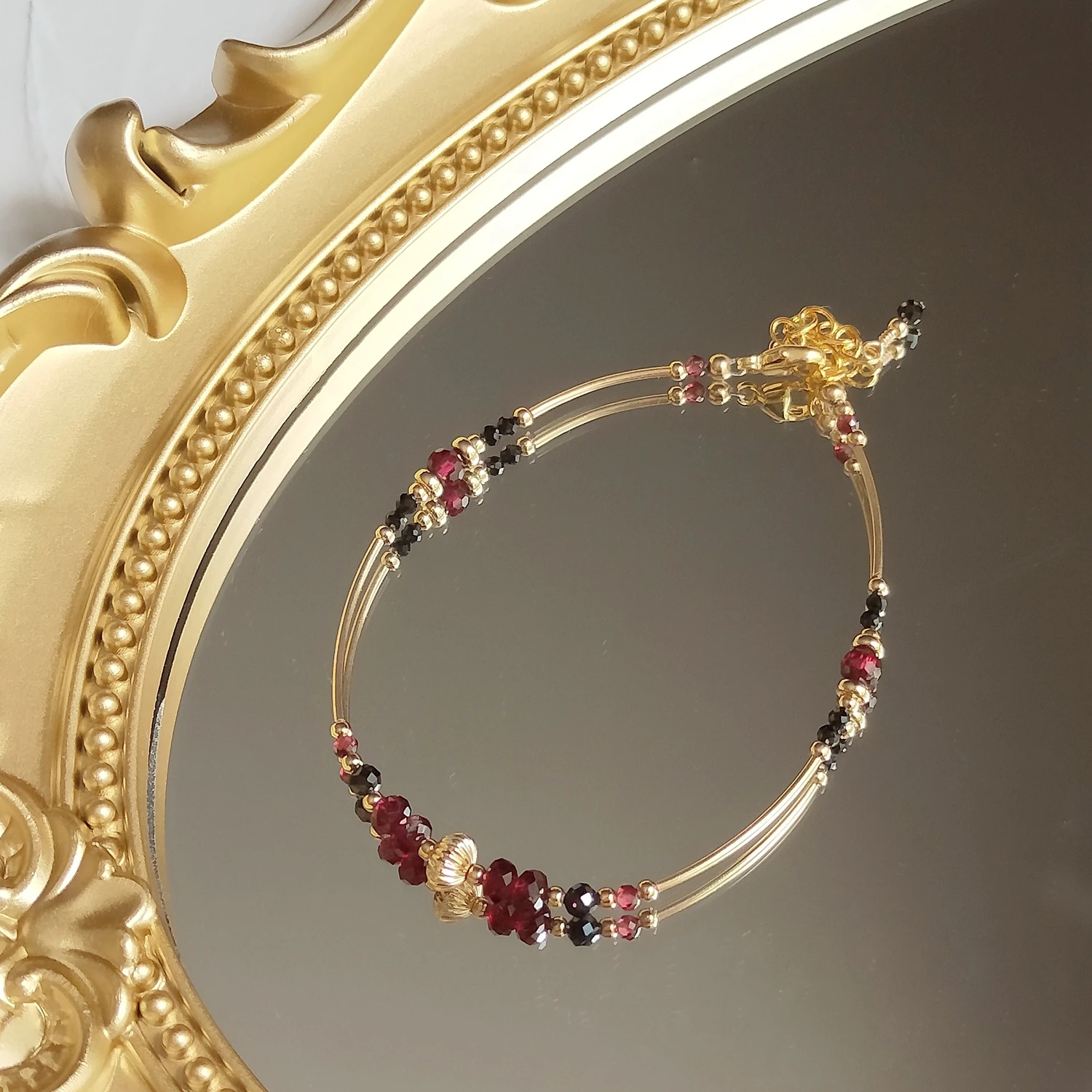 Lii Ji Garnet Black Spinel 14K Gold Filled Bracelet 17+3cm Natural Gemstone Handmade Delicate Jewelry For Women Gift
Lii Ji Garnet Black Spinel 14K Gold Filled Bracelet 17+3cm Natural Gemstone Handmade Delicate Jewelry For Women Gift