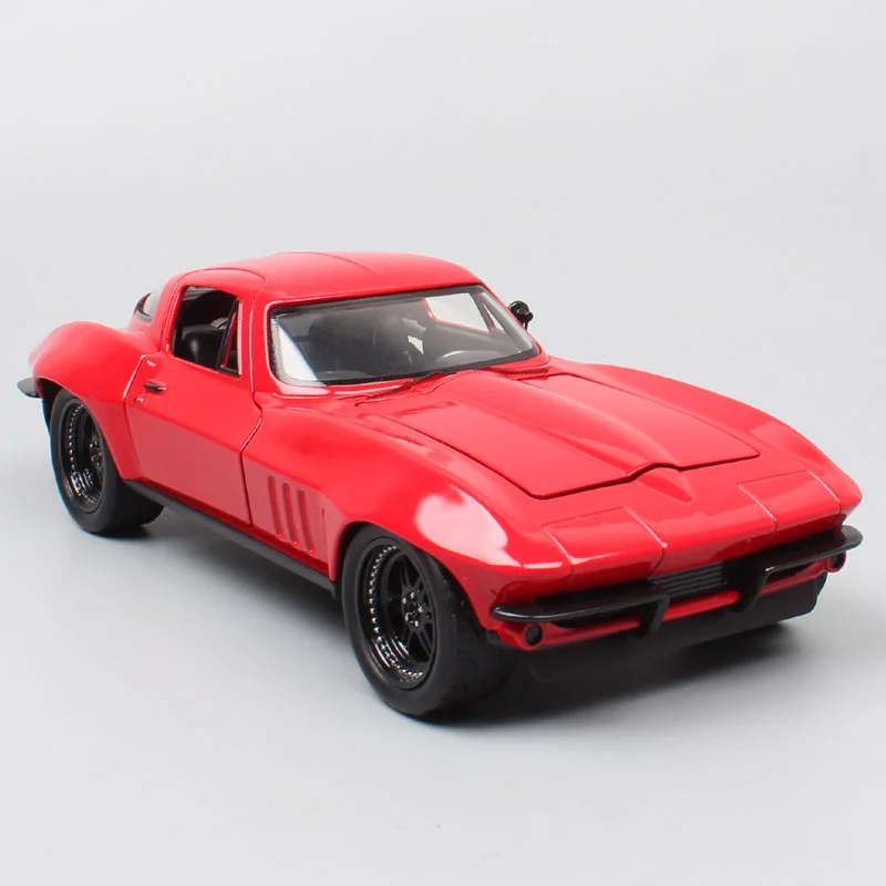 1:24 Chevrolet Corvette, Letty 1966, литые модели автомобилей, масштаб, автомобильные игрушки, автомобильные сувениры, игрушечные машины 
1:24 Chevrolet Corvette, Letty 1966, литые модели автомобилей, масштаб, автомобильные игрушки, автомобильные сувениры, игрушечные машины