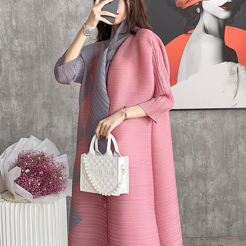2021 autumn women's long printed dress miyake pleated loose thin large size foda casual basic skirts for women with scarf
2021 autumn women's long printed dress miyake pleated loose thin large size foda casual basic skirts for women with scarf