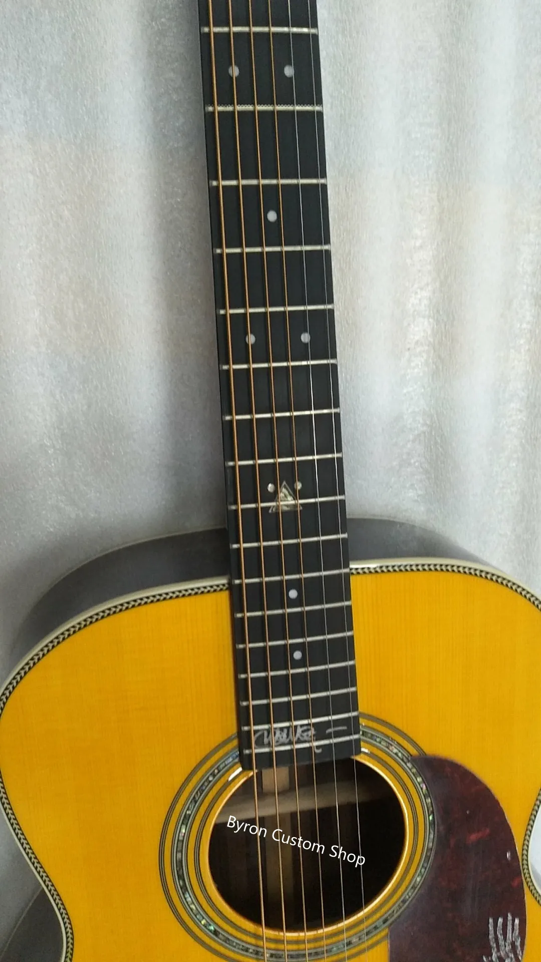Electric Acoustic Guitar, Custom OM28 Signature Mayer, Free Shipping, Handmade Factory Shop, 28Jm
Electric Acoustic Guitar, Custom OM28 Signature Mayer, Free Shipping, Handmade Factory Shop, 28Jm