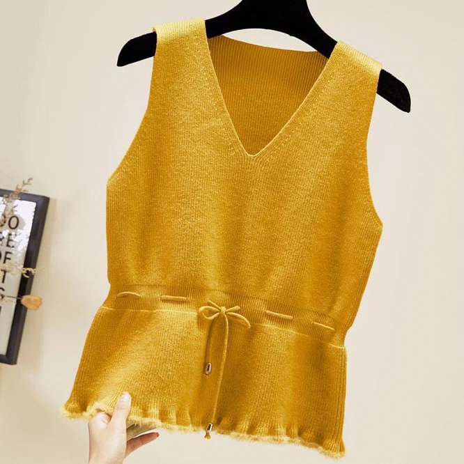 2021 Autumn Winter Knitted Vest Coat Waist Closing Trend Waistcoat Women Wear Loose Korean V-neck Pullover Girl Student Yellow
2021 Autumn Winter Knitted Vest Coat Waist Closing Trend Waistcoat Women Wear Loose Korean V-neck Pullover Girl Student Yellow