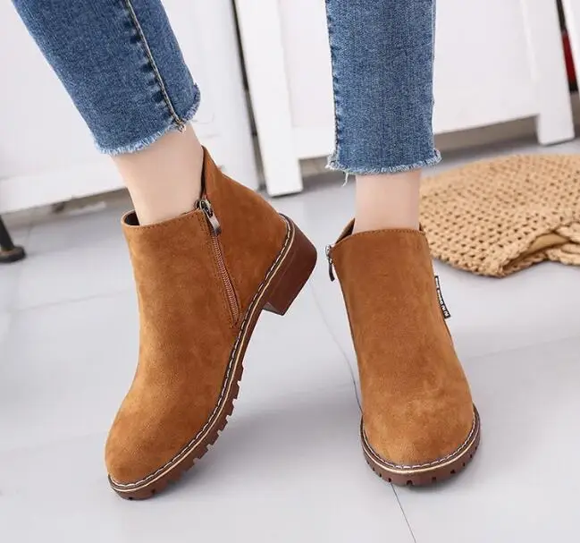 Autumn fashion Women black Boots Autumn Winter Boots Classic Zipper Snow Ankle Boots Winter Suede Warm Fur Plush Women Shoes
Autumn fashion Women black Boots Autumn Winter Boots Classic Zipper Snow Ankle Boots Winter Suede Warm Fur Plush Women Shoes