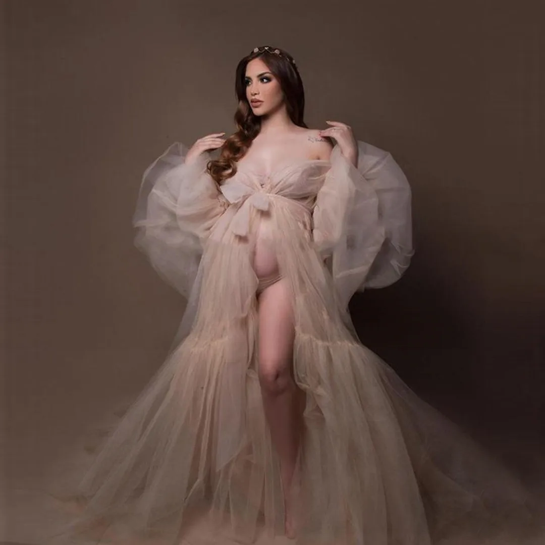 See-Through Puffy Photo Evening Dress Bride Photo Robes Maternity Tulle Robe for Photoshoot Sheer Long Babyshower Gowns
See-Through Puffy Photo Evening Dress Bride Photo Robes Maternity Tulle Robe for Photoshoot Sheer Long Babyshower Gowns