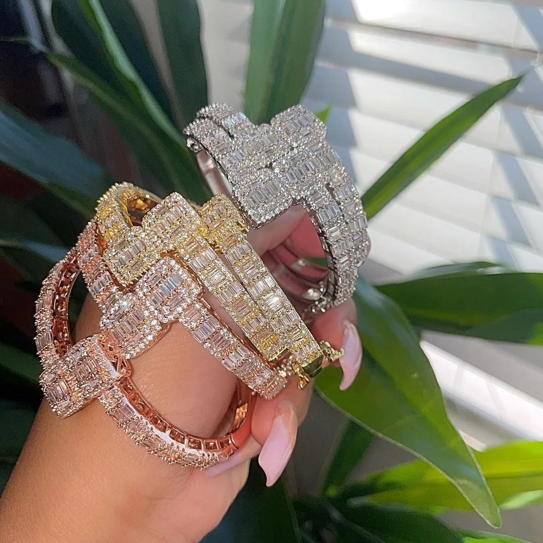 2024 New Iced Out Bling Women Men Couple Jewelry 5A Cubic Zirconia Geometric CZ Cluster Bangle Bracelet
2024 New Iced Out Bling Women Men Couple Jewelry 5A Cubic Zirconia Geometric CZ Cluster Bangle Bracelet