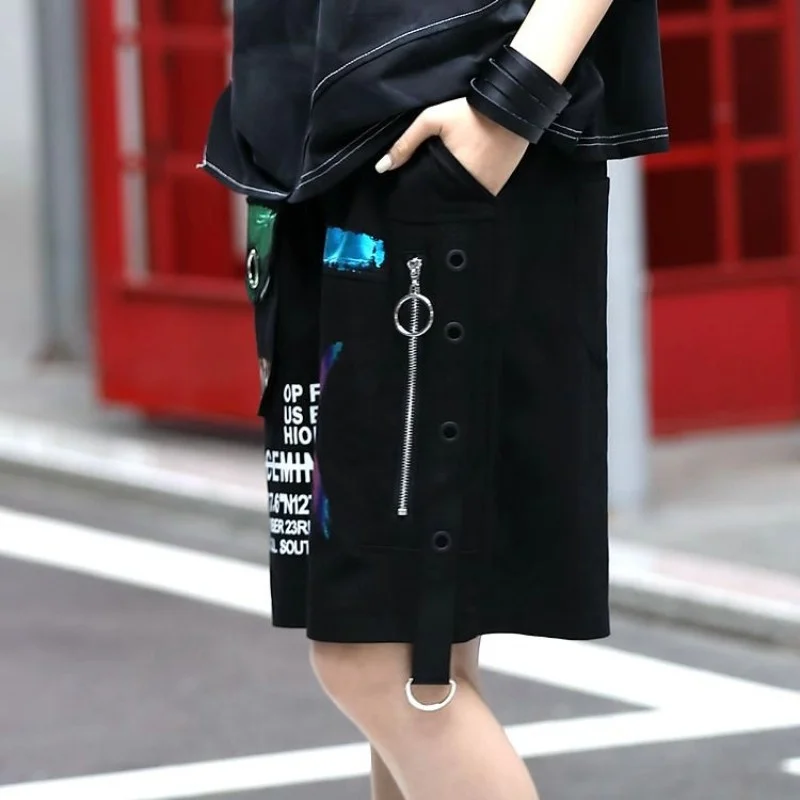 Women Summer Loose Elastic Waist Harem Shorts High Street Hip Hop Casual Shorts Designer Pockets Outdoor Black Shorts Female
Women Summer Loose Elastic Waist Harem Shorts High Street Hip Hop Casual Shorts Designer Pockets Outdoor Black Shorts Female