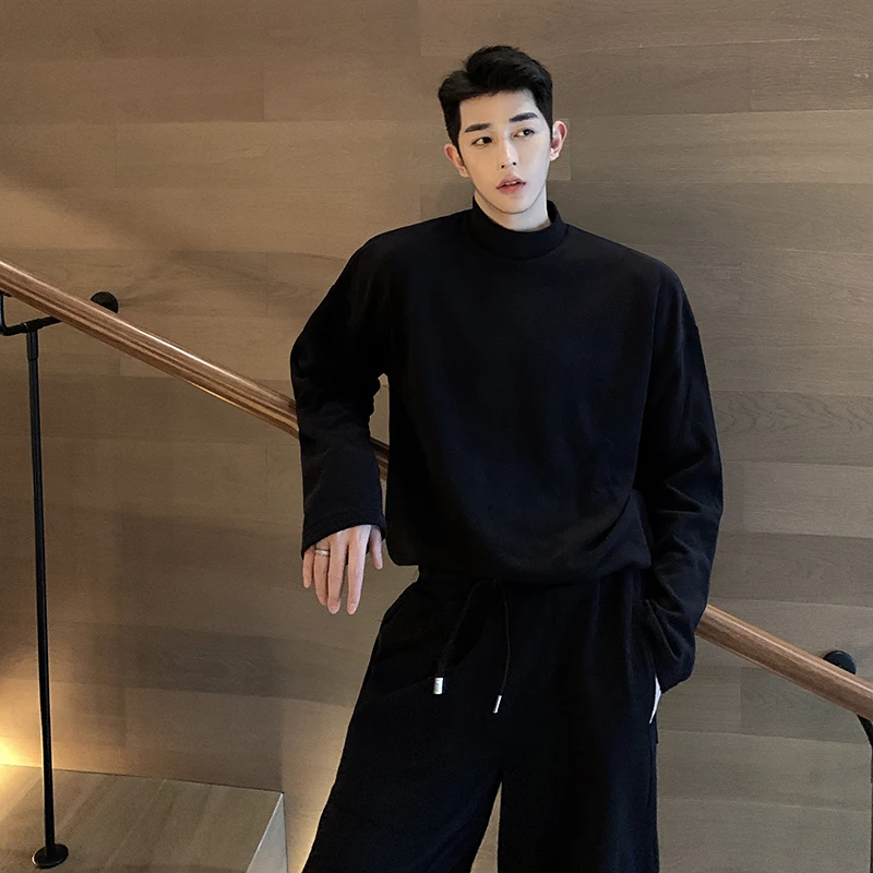 Autumn solid color loose sports pants sweater 2-piece suit ins Hong Kong style simple large casual loose suit for men
Autumn solid color loose sports pants sweater 2-piece suit ins Hong Kong style simple large casual loose suit for men