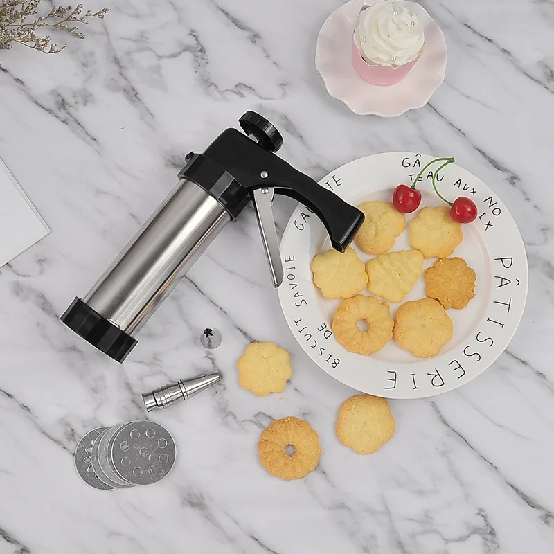 Biscuit Stainless Steel Decorating Gun Set Cookie Biscuit Gun Hand Pressing Biscuit Mould DIY Baking Kitchen Tool Accessories
Biscuit Stainless Steel Decorating Gun Set Cookie Biscuit Gun Hand Pressing Biscuit Mould DIY Baking Kitchen Tool Accessories