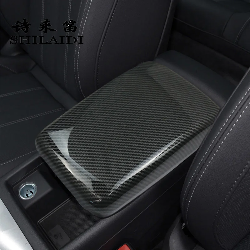 For Audi A4 B9 A5 2017-2024 Car Styling Interior Center Console Armrest Storage Box Protection Frame Covers Stickers Accessories
For Audi A4 B9 A5 2017-2024 Car Styling Interior Center Console Armrest Storage Box Protection Frame Covers Stickers Accessories