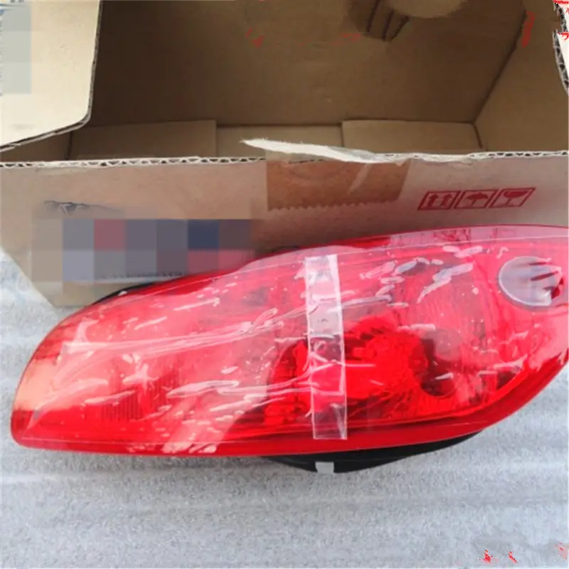 Оригинальный задний бампер foglights лампа LH RH для hyundai Santa fe 2010 2011 2012 9204082B500 924092B500
Оригинальный задний бампер foglights лампа LH RH для hyundai Santa fe 2010 2011 2012 9204082B500 924092B500