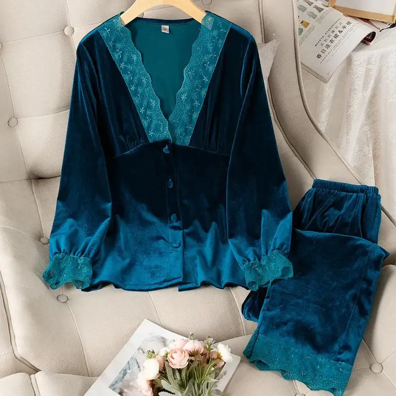 Women V-neck Shirt&Pants Velour Pajamas Set Sexy Lace 2PCS Sleepwear Velvet Pijamas Suit Elastic Waist Sleep Set Loungewear
Women V-neck Shirt&Pants Velour Pajamas Set Sexy Lace 2PCS Sleepwear Velvet Pijamas Suit Elastic Waist Sleep Set Loungewear