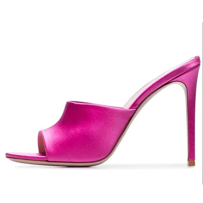2021 spring and summer new stiletto women sandals banquet dress Square Toe large size slippers fashion bridesmaid wedding shoes
2021 spring and summer new stiletto women sandals banquet dress Square Toe large size slippers fashion bridesmaid wedding shoes