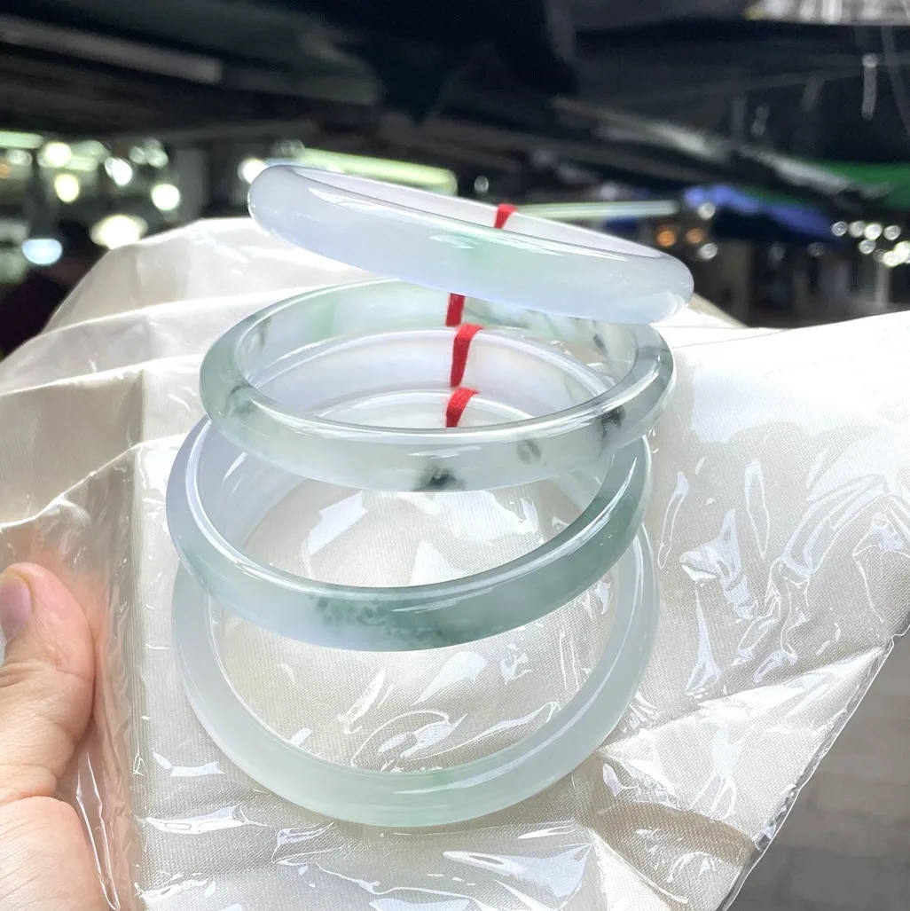 100% Real Myanmar Jade Bracelet Big Size Clear Bangle Jadeite Bangles Adult Women Hand Jewelry Couple Bracelet Mother's Gift
100% Real Myanmar Jade Bracelet Big Size Clear Bangle Jadeite Bangles Adult Women Hand Jewelry Couple Bracelet Mother's Gift