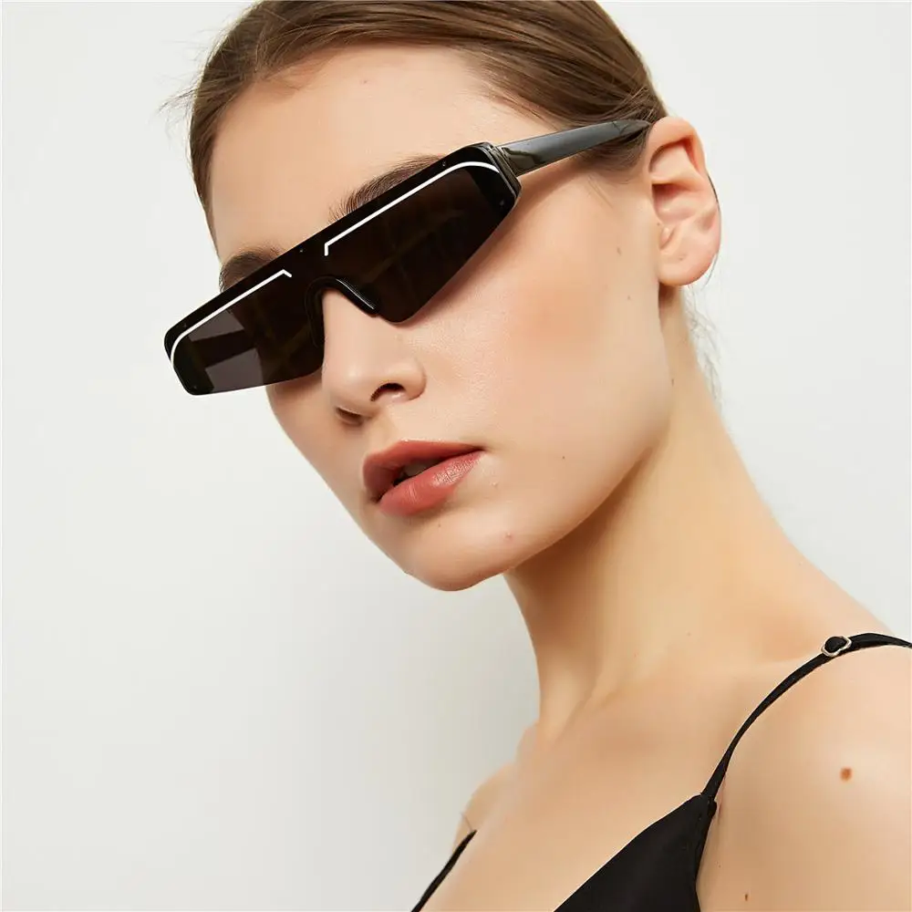 2025 Sexy Cool Sunglasses Women Cat Eye Sun Glasses For Men Gothic Steampunk Eyewear UV400
2025 Sexy Cool Sunglasses Women Cat Eye Sun Glasses For Men Gothic Steampunk Eyewear UV400