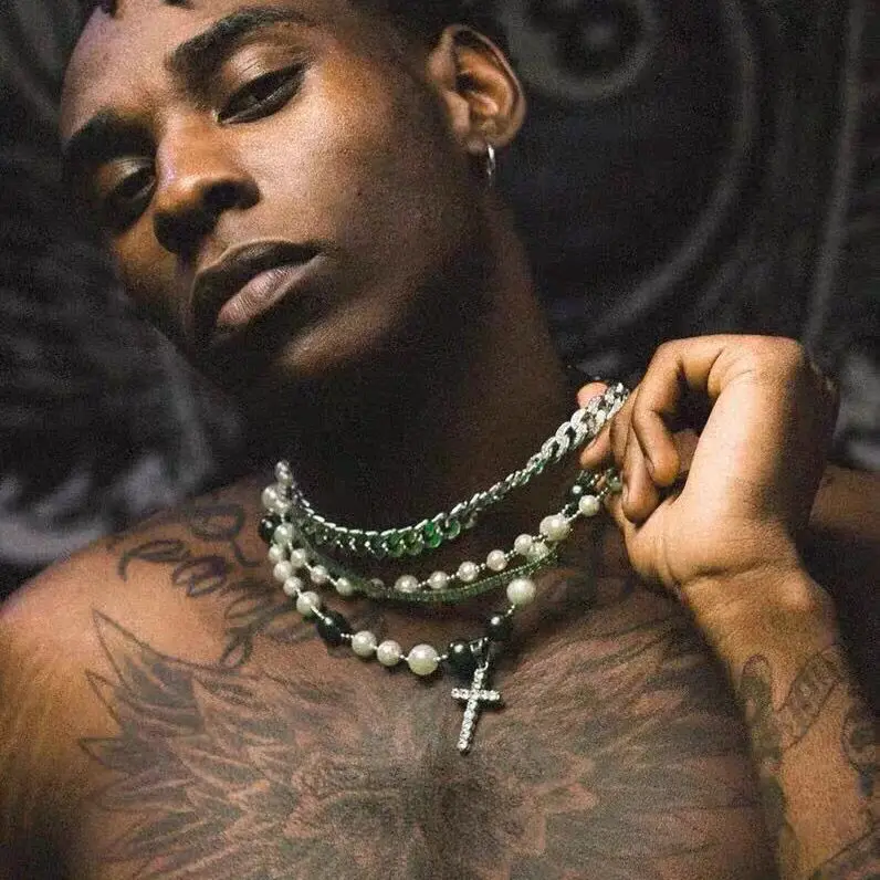 Vintage Imitation Pearls Iced Out Zircon Cross Pendant Necklace for Men Women Hip Hop Chain Party Beads Necklace Unisex Jewelry
Vintage Imitation Pearls Iced Out Zircon Cross Pendant Necklace for Men Women Hip Hop Chain Party Beads Necklace Unisex Jewelry