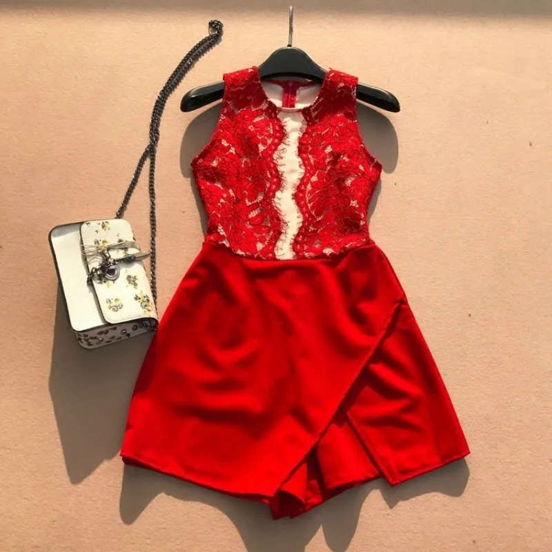 Women Summer Lace Hollow Out Patchwork Playsuits Sexy Ladies Sleeveless Tank Jumpsuit Clubwear One Piece Slim Fit Shorts Rompers
Women Summer Lace Hollow Out Patchwork Playsuits Sexy Ladies Sleeveless Tank Jumpsuit Clubwear One Piece Slim Fit Shorts Rompers