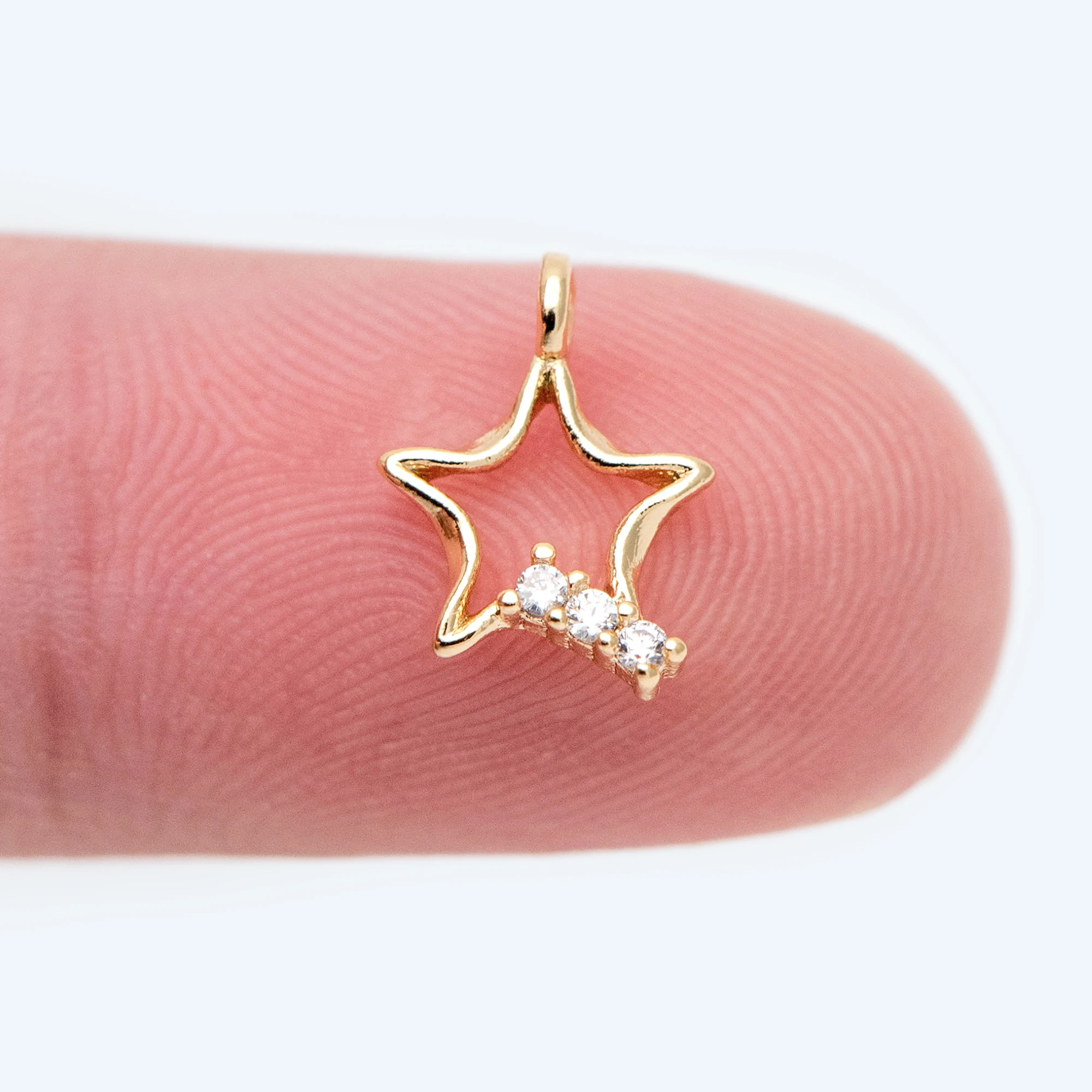 10pcs CZ Paved Gold Star Charm, Real Gold Plated Brass, Jewelry Supply(GB-1918)
10pcs CZ Paved Gold Star Charm, Real Gold Plated Brass, Jewelry Supply(GB-1918)
