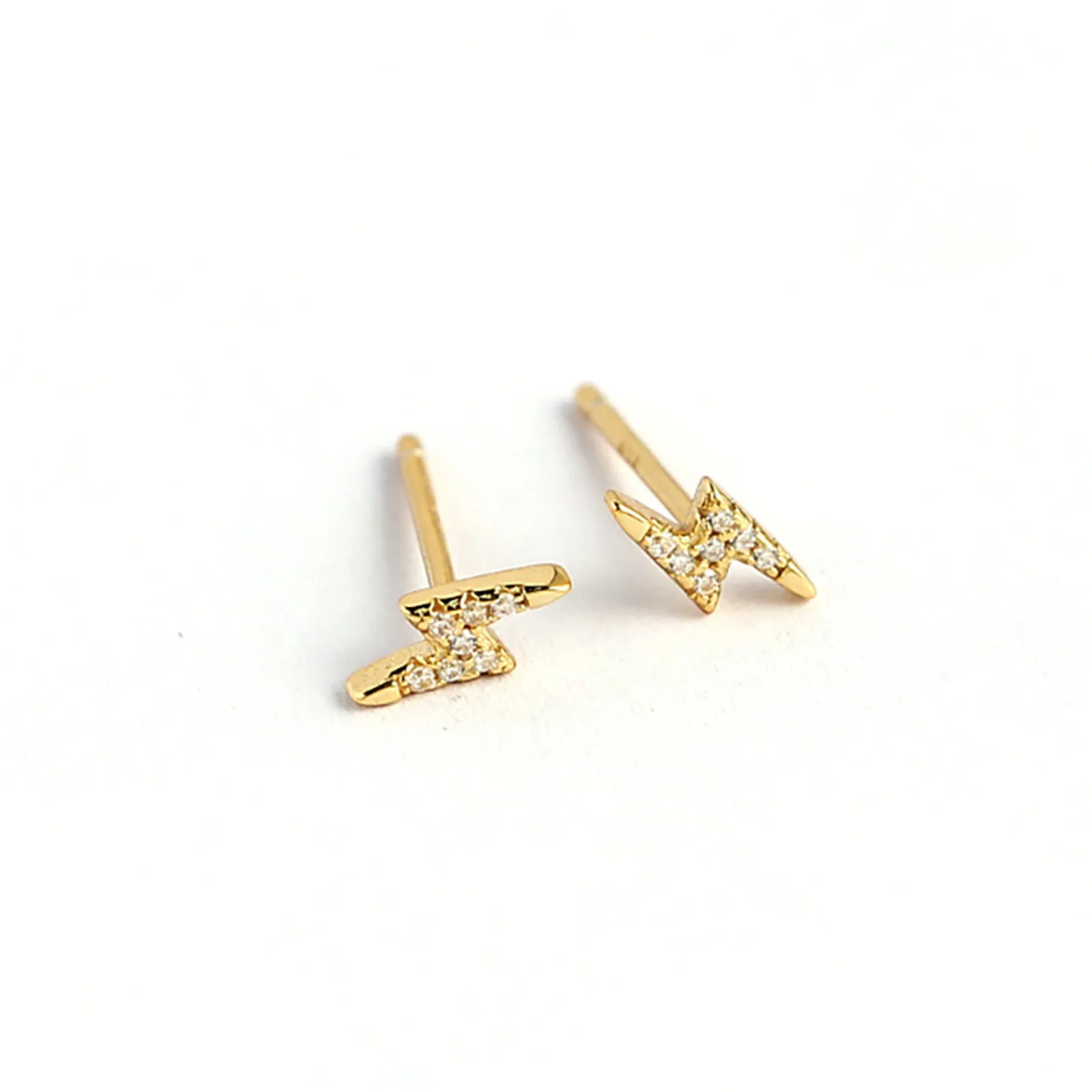 Lightning Shape Simple Design Sterling 925 Silver with Zircon Diamond Stud Earrings for Women Girls Jewelry Boucles D'oreille
Lightning Shape Simple Design Sterling 925 Silver with Zircon Diamond Stud Earrings for Women Girls Jewelry Boucles D'oreille