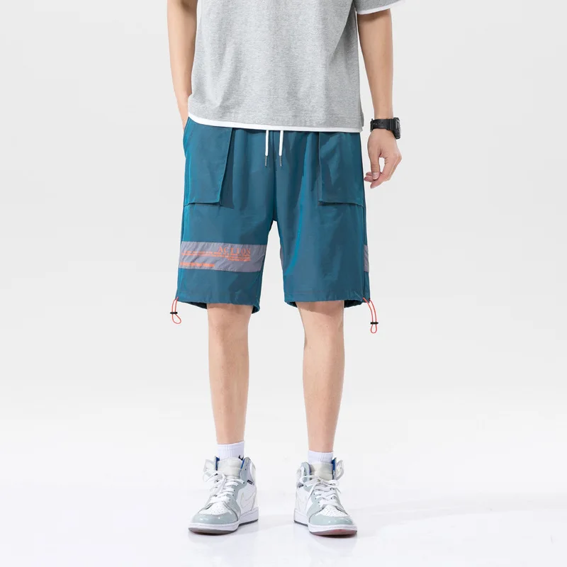 Korean Style Men Casual Shorts Summer Fashion Letter Printed Male Cargo Shorts Multi-Pockets Loose Reflections Knee Length Pants
Korean Style Men Casual Shorts Summer Fashion Letter Printed Male Cargo Shorts Multi-Pockets Loose Reflections Knee Length Pants