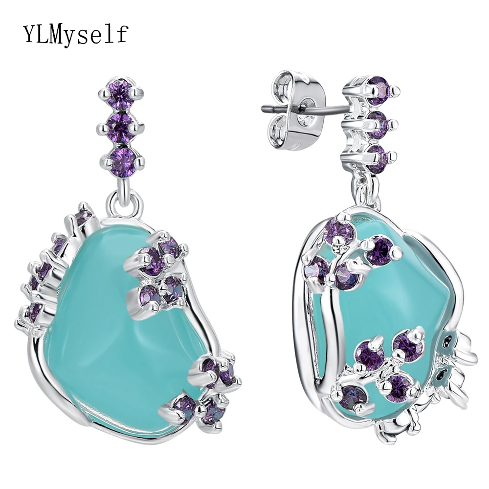 Brass Dangling Earrings Silver Color Pave Big Irregular Candy Blue Stone Peach blossom Flower Trendy Jewellery For Women
Brass Dangling Earrings Silver Color Pave Big Irregular Candy Blue Stone Peach blossom Flower Trendy Jewellery For Women