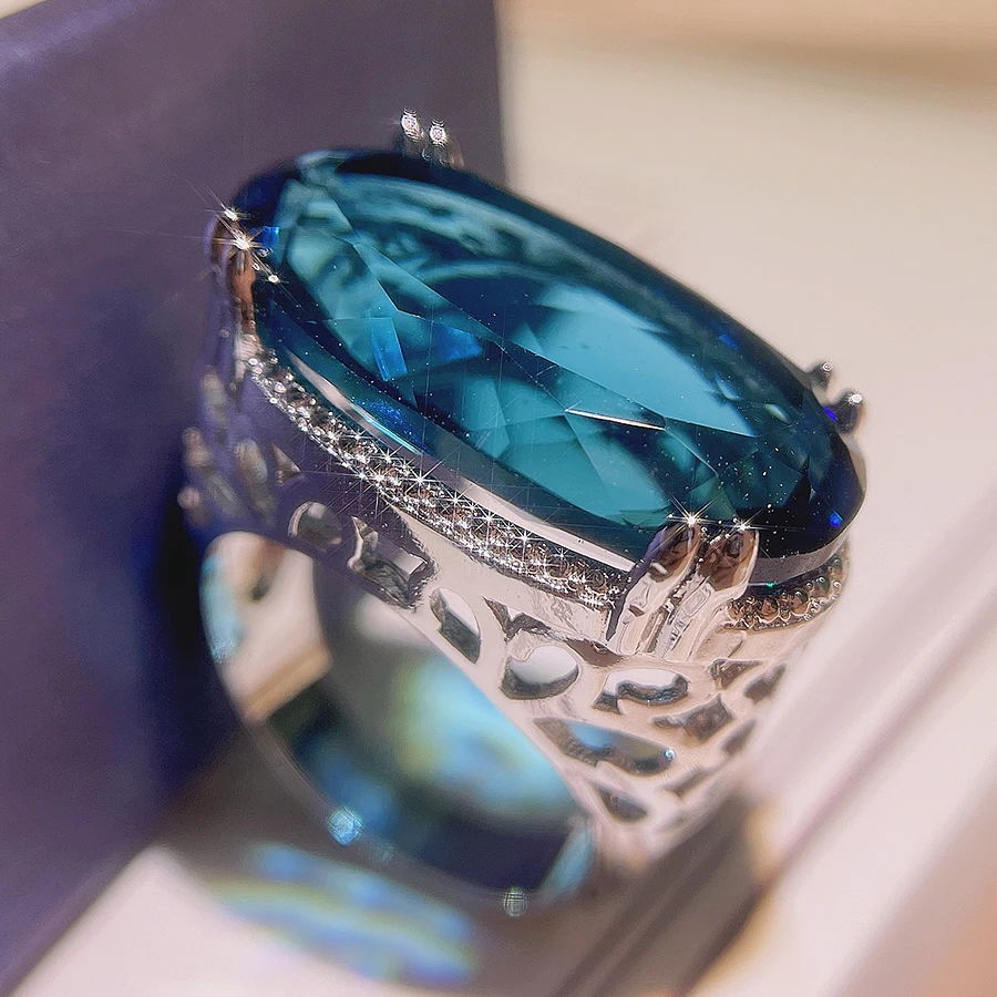 New Luxury S925 Big Ring For Women Silver Color Hollow Vintage Jewelry Mosaic Blue Zircon Fashion Wedding Drop Shipping
New Luxury S925 Big Ring For Women Silver Color Hollow Vintage Jewelry Mosaic Blue Zircon Fashion Wedding Drop Shipping