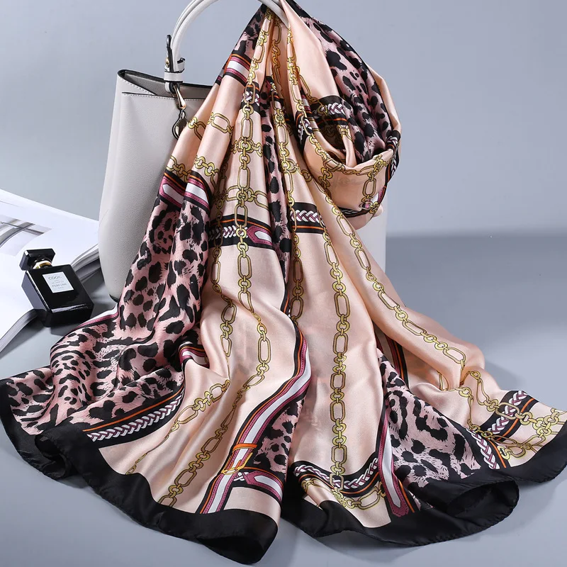 2020 Fashion Women Silk Scarf Scarves Soft Silk Women Shawl Leopard Chain Printed Scarves Long Wraps
2020 Fashion Women Silk Scarf Scarves Soft Silk Women Shawl Leopard Chain Printed Scarves Long Wraps