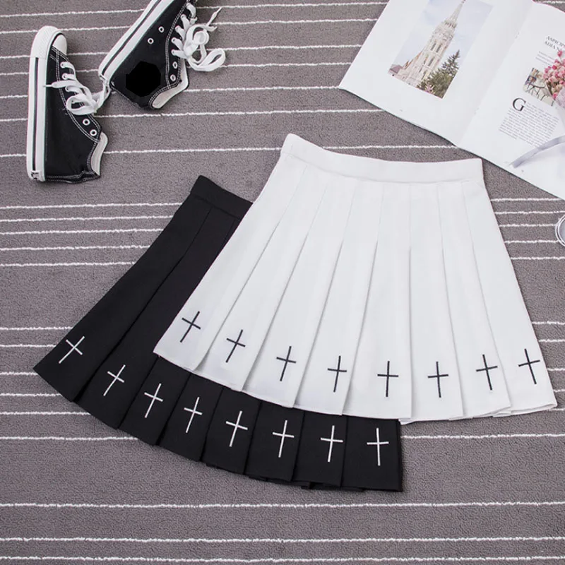 Sexy Women Short Skirt Cute Embroidery Pleated Skirt Girls Spring Autumn High Waist Pleated Aline Mini Skirt Summer Female Skirt
Sexy Women Short Skirt Cute Embroidery Pleated Skirt Girls Spring Autumn High Waist Pleated Aline Mini Skirt Summer Female Skirt