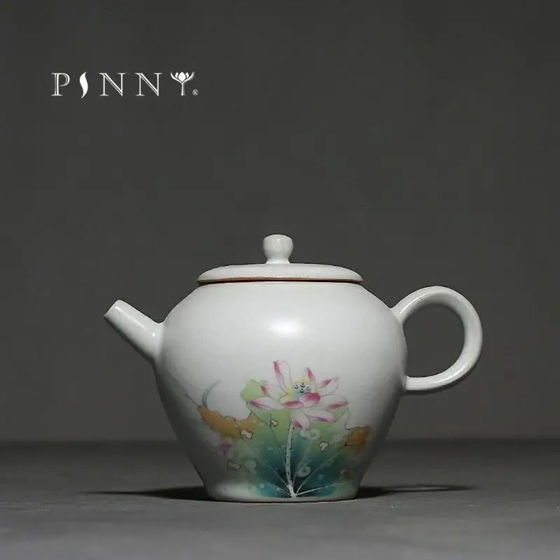 PINNY 150 мл Античный Чайный горшок кунг-фу пигментированные керамические чайные горшки с рисунком лотоса чайное обслуживание традиционная китайская посуда для напитков
PINNY 150 мл Античный Чайный горшок кунг-фу пигментированные керамические чайные горшки с рисунком лотоса чайное обслуживание традиционная китайская посуда для напитков