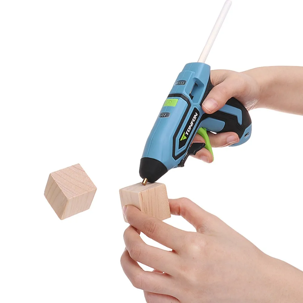 3.6V Cordless Hot Glue Machine USB Rechargable Melt Glue Machine Kits with 10 Glue Sticks
3.6V Cordless Hot Glue Machine USB Rechargable Melt Glue Machine Kits with 10 Glue Sticks