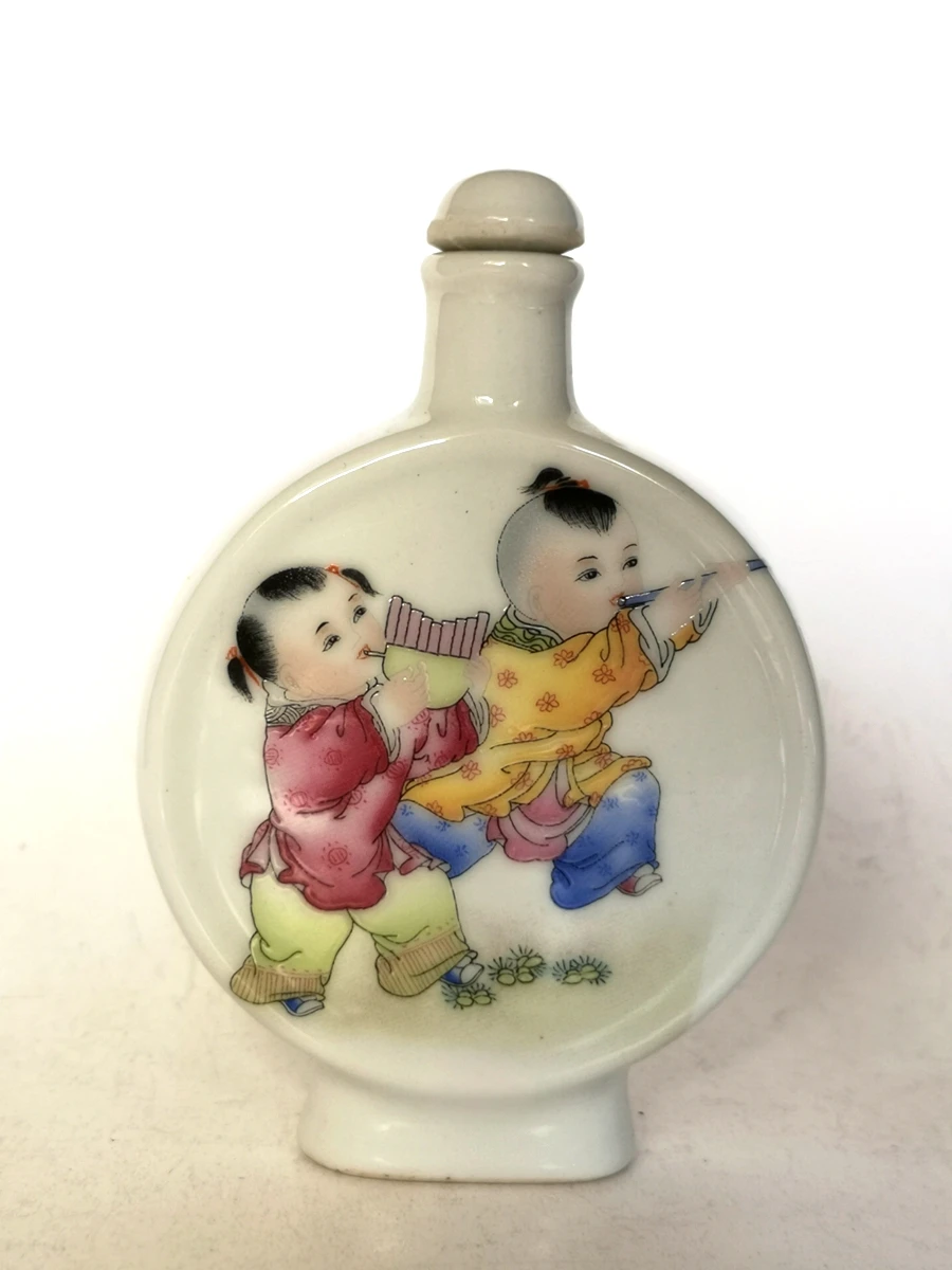 YIZHU CULTUER ART Коллекция Старого Китая Famille Rose Фарфоровая живопись Прекрасный мальчик Snuff Бутылка Украшение Подарок
YIZHU CULTUER ART Коллекция Старого Китая Famille Rose Фарфоровая живопись Прекрасный мальчик Snuff Бутылка Украшение Подарок