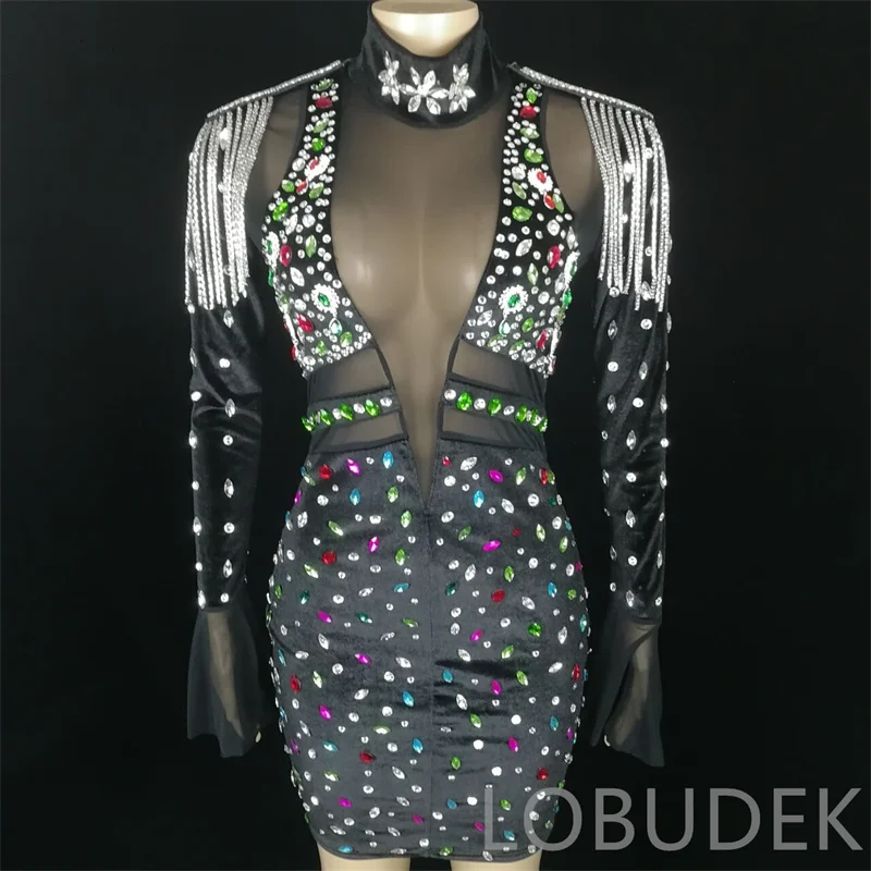 Multi-Color Rhinestones Tassel Epaulet Short Dress Black Velvet Mesh Transparent Crystal Wrap Hips Mini Outfit Singer Stage Wear
Multi-Color Rhinestones Tassel Epaulet Short Dress Black Velvet Mesh Transparent Crystal Wrap Hips Mini Outfit Singer Stage Wear