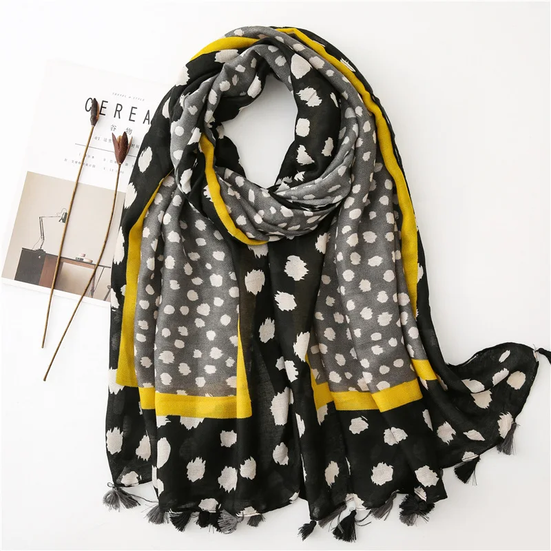 2019 Fashion Cotton Ombre Spot Print Tassel Scarves Shawls Women Long Dot Polka Print Wrap Scarf Hijab 6 Color Free Shipping
2019 Fashion Cotton Ombre Spot Print Tassel Scarves Shawls Women Long Dot Polka Print Wrap Scarf Hijab 6 Color Free Shipping