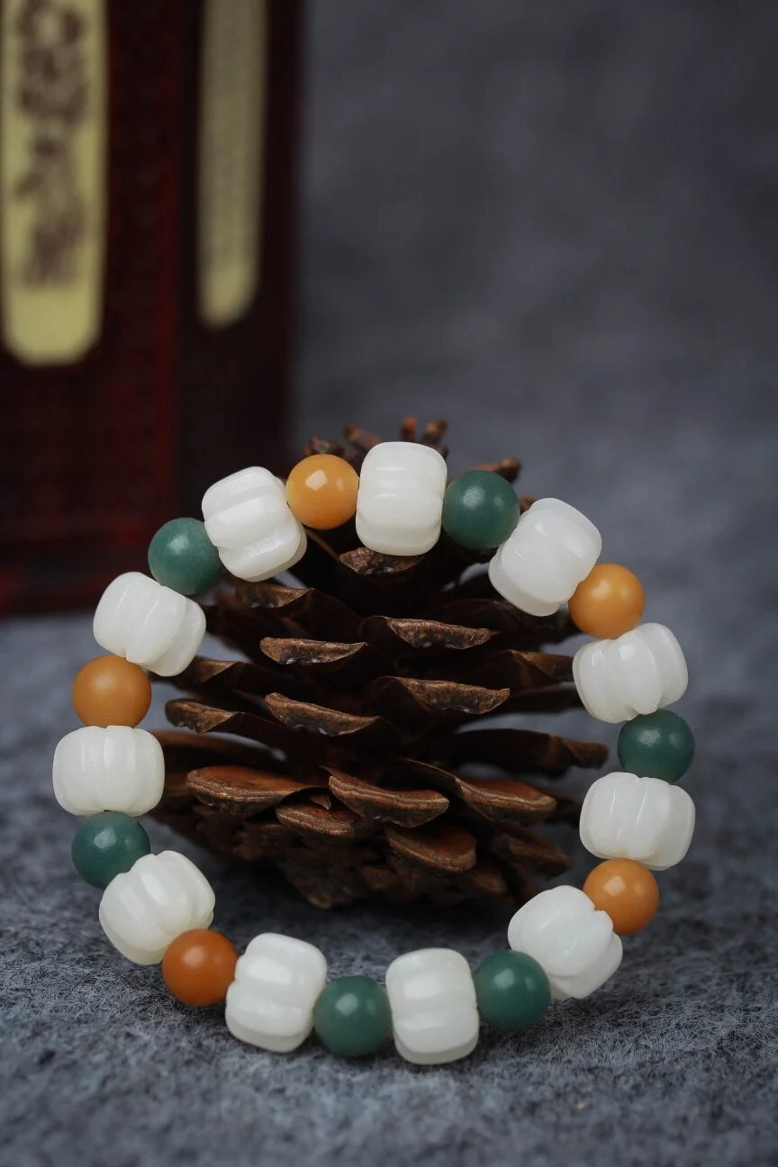 White jade root bracelet bracelet circle original pumpkin 1.2cm boutique handmade bracelet.
White jade root bracelet bracelet circle original pumpkin 1.2cm boutique handmade bracelet.