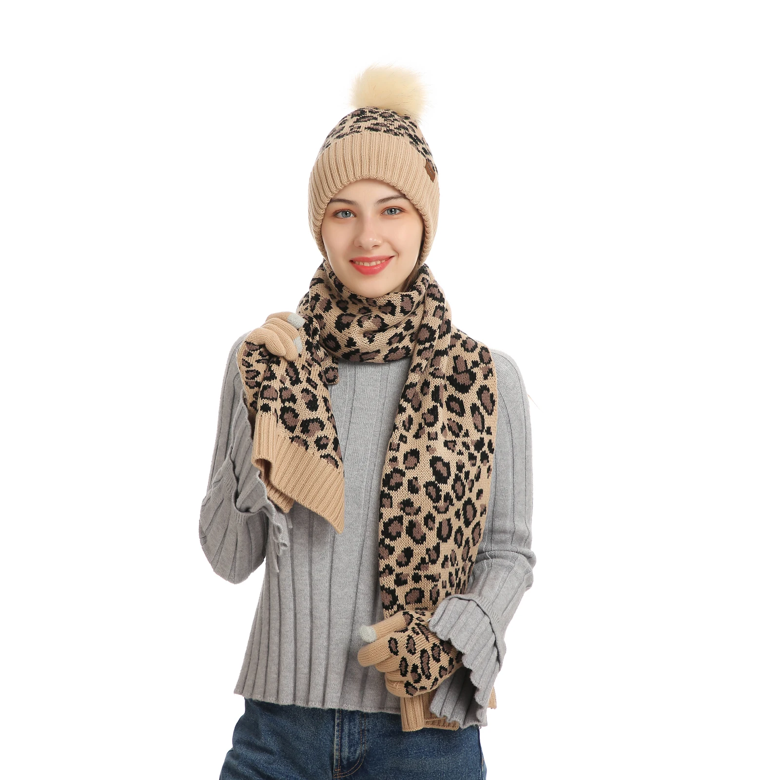 Hat scarf gloves women's hat scarf set winter warm knitted hat scarf set touch screen gloves three piece set
Hat scarf gloves women's hat scarf set winter warm knitted hat scarf set touch screen gloves three piece set