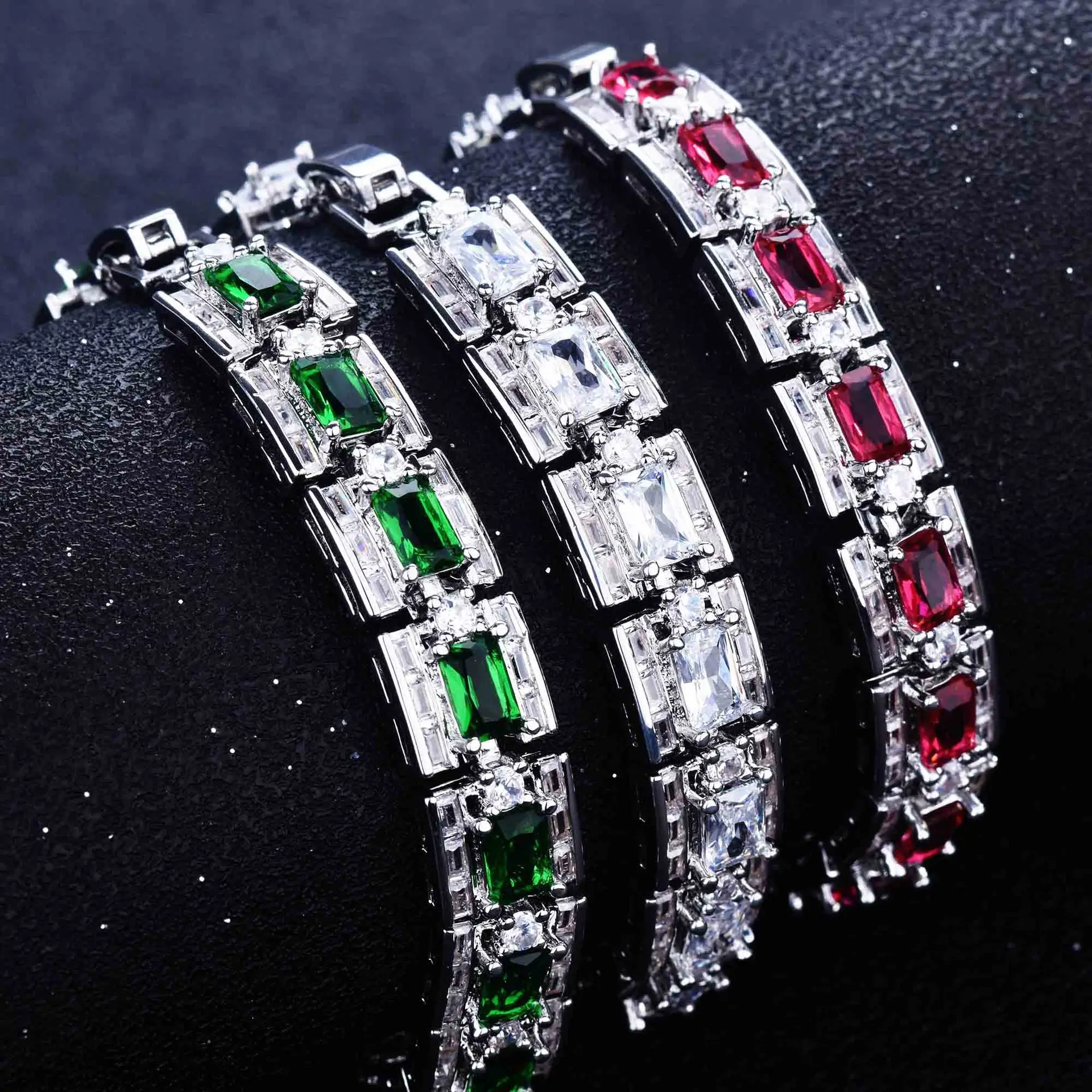 QTT 925 Sterling Silver Bracelets On Hand Luxury Rectangle Cubic Zirconia Crystal Bracelet for Women Girl Party Jewelry
QTT 925 Sterling Silver Bracelets On Hand Luxury Rectangle Cubic Zirconia Crystal Bracelet for Women Girl Party Jewelry