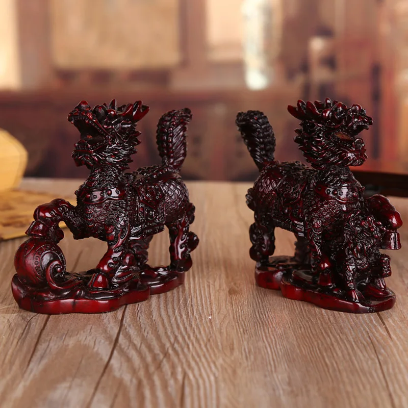 Creative Money-Raising Rosewood Kirin Decoration A Pair of Resin Handicraft Gifts for Office and Home Decorations 12 Cm High
Creative Money-Raising Rosewood Kirin Decoration A Pair of Resin Handicraft Gifts for Office and Home Decorations 12 Cm High