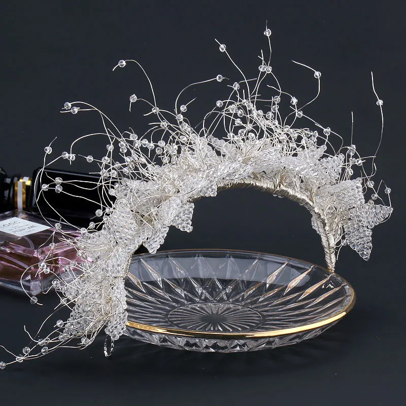 European-style White Wedding Dress Crystal Headdress Wedding Styling Accessories Bridal Jewelry Hair Accessories Handmade Crown
European-style White Wedding Dress Crystal Headdress Wedding Styling Accessories Bridal Jewelry Hair Accessories Handmade Crown