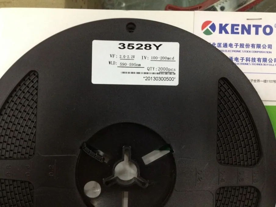Manufacturer's original environmentally friendly product 3528 SMD LED white hair yellow highlight 3528 SMD yellow light
Manufacturer's original environmentally friendly product 3528 SMD LED white hair yellow highlight 3528 SMD yellow light