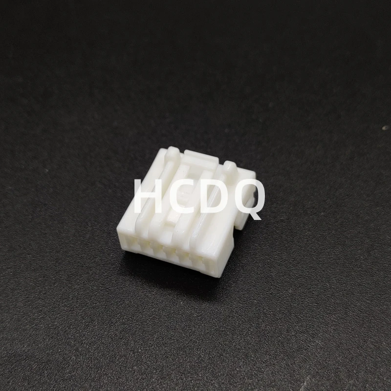 10 PCS Original and genuine 6098-2781 automobile connector plug housing supplied from stock
10 PCS Original and genuine 6098-2781 automobile connector plug housing supplied from stock