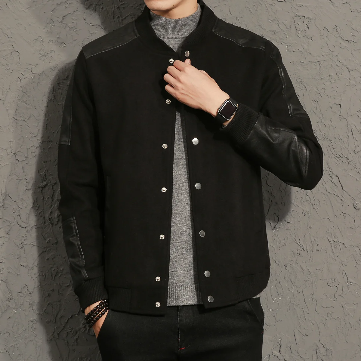 MRMT 2024 Brand Men's Woolen Jackets Men Splicing Overcoat for Male Coat Jacket Man Woollen Outer Wear Clothing
MRMT 2024 Brand Men's Woolen Jackets Men Splicing Overcoat for Male Coat Jacket Man Woollen Outer Wear Clothing