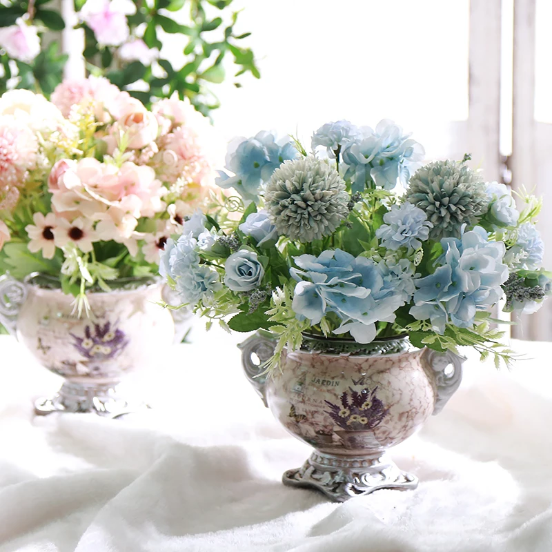 Artificial Flowers Retro Living Room Desktop Artificial Floral Decorations Table Ceramic Decorations Dried Flowers
Artificial Flowers Retro Living Room Desktop Artificial Floral Decorations Table Ceramic Decorations Dried Flowers