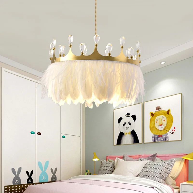 Nordic Creative Feather Chandelier LED E27 Living Room Bedroom Romantic Crown Ostrich Hair Home Warm Decoration Hanging Lamp
Nordic Creative Feather Chandelier LED E27 Living Room Bedroom Romantic Crown Ostrich Hair Home Warm Decoration Hanging Lamp