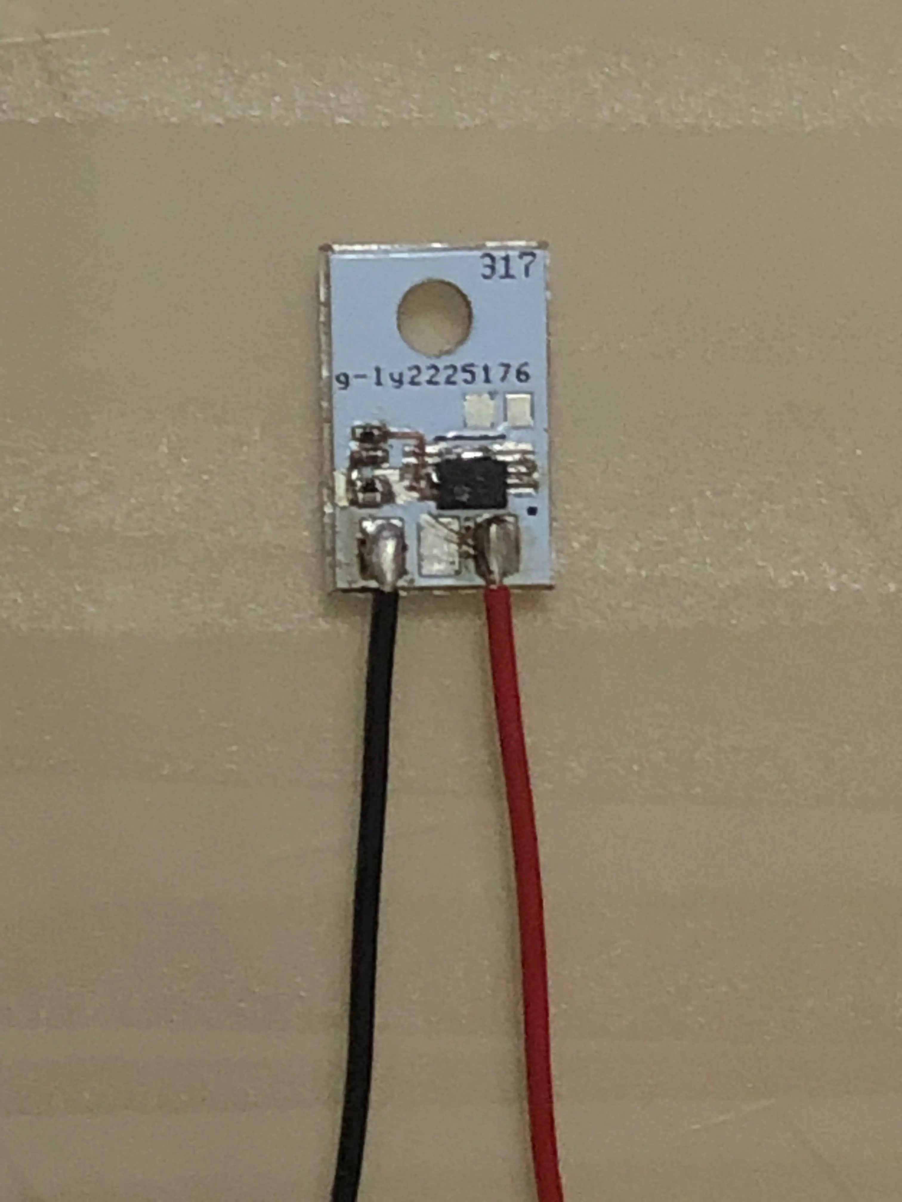 Precision constant current module, instead of constant current diode, current value can be customized
Precision constant current module, instead of constant current diode, current value can be customized