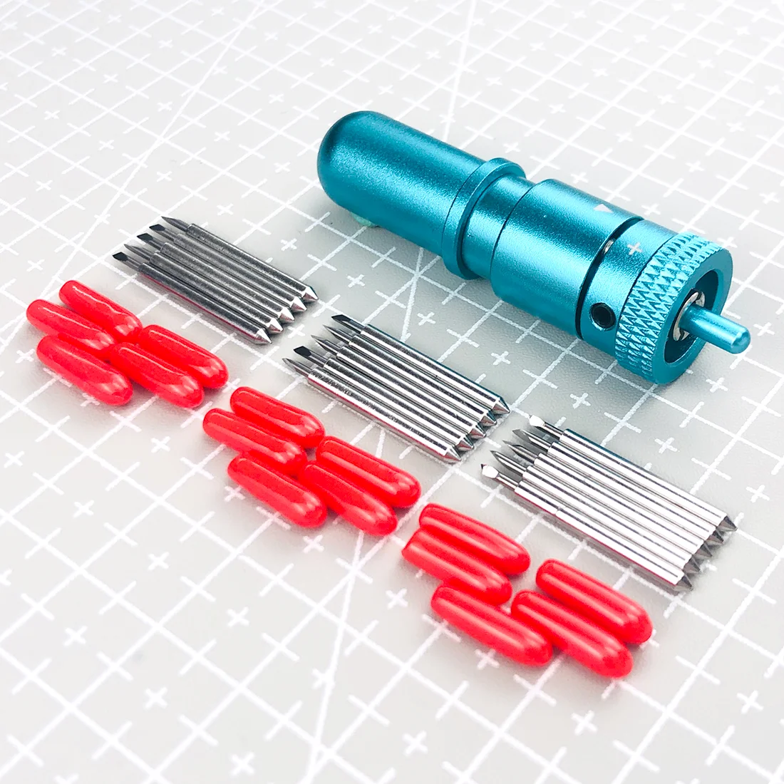 15pc 45 Degree Replaceable Plotter Blades Vinyl Cutter Knife for Cricut Cutting Plotter Engraving + 1pc Lastest Blade Holder
15pc 45 Degree Replaceable Plotter Blades Vinyl Cutter Knife for Cricut Cutting Plotter Engraving + 1pc Lastest Blade Holder